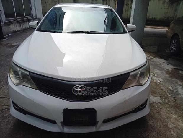 Toyota Camry 2012 White