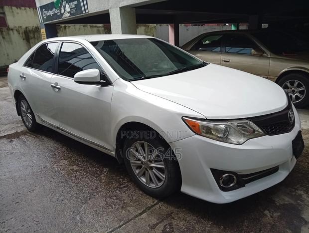 Toyota Camry 2012 White