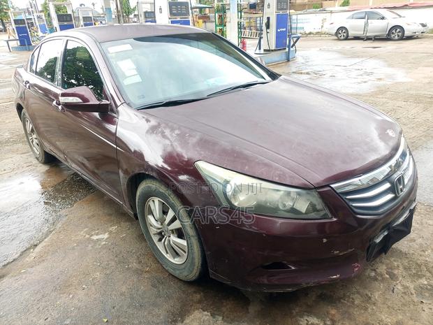 Honda Accord 2011 Red