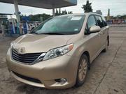 Toyota Sienna 2011 Gold for sale