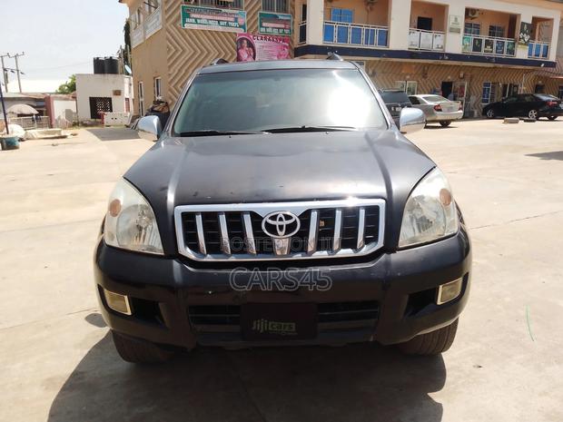 Toyota Land Cruiser Prado 2006 Black