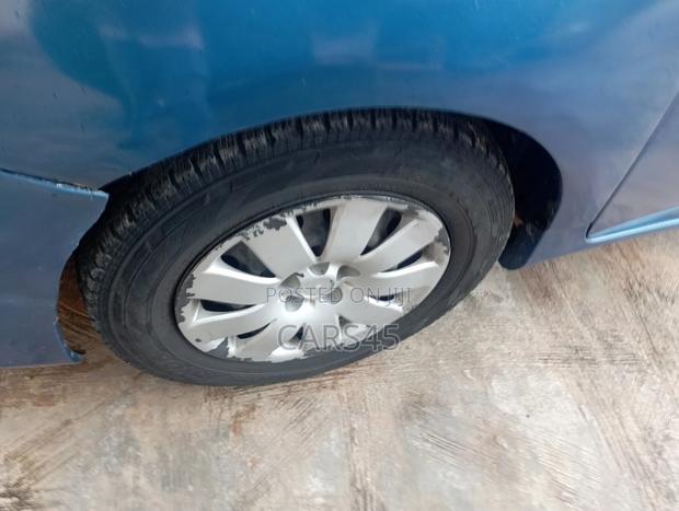 Toyota Corolla 2009 Blue