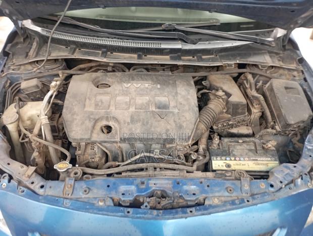 Toyota Corolla 2009 Blue