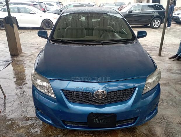 Toyota Corolla 2009 Blue