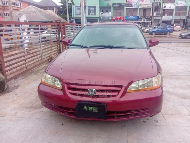 Honda Accord 2000 Red