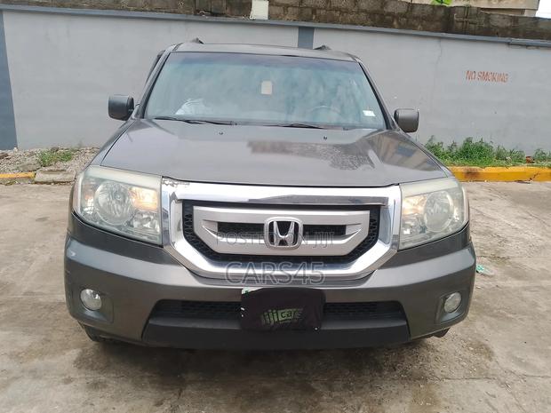 Honda Pilot 2010 Gray