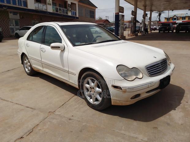 Mercedes-Benz C240 2003 White
