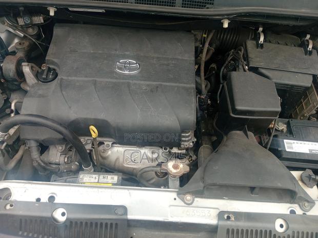 Toyota Sienna 2015 Gray