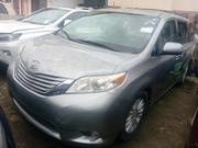 Toyota Sienna 2015 Gray for sale