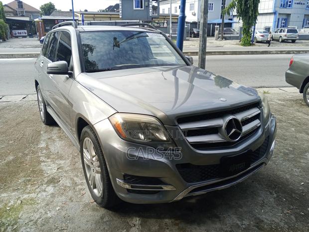 Mercedes-Benz GLK-Class Base GLK 350 4dr 4x2 (3.5L 6cyl 7A) 2015 Gray
