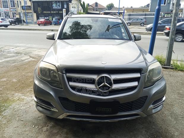 Mercedes-Benz GLK-Class Base GLK 350 4dr 4x2 (3.5L 6cyl 7A) 2015 Gray