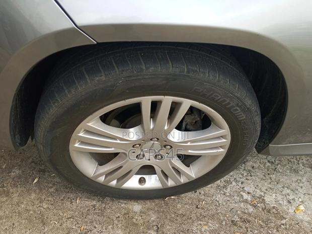 Mercedes-Benz GLK-Class Base GLK 350 4dr 4x2 (3.5L 6cyl 7A) 2015 Gray