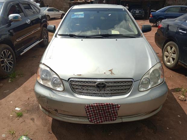 Toyota Corolla 2005 Silver