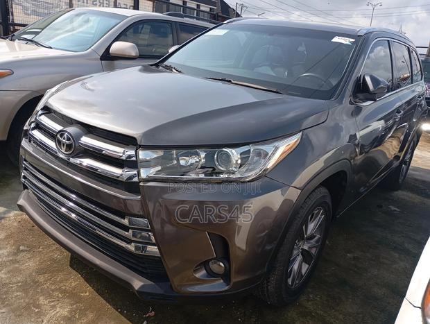 Toyota Highlander 2015 Gray