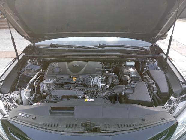 Toyota Camry LE FWD (2.5L 4cyl 8AM) 2018 Black