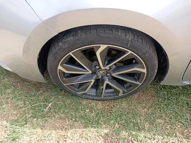 Toyota Corolla 2015 Silver