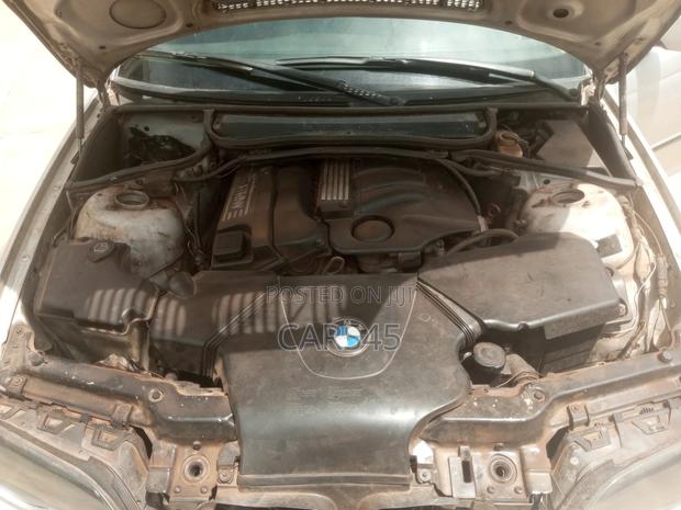 BMW 3 Series 325i RWD 2004 Silver