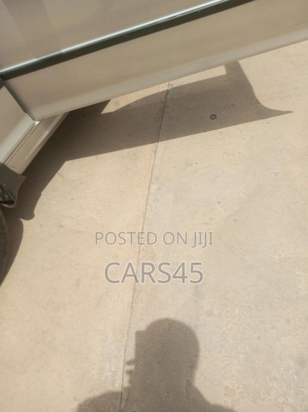 BMW 3 Series 325i RWD 2004 Silver