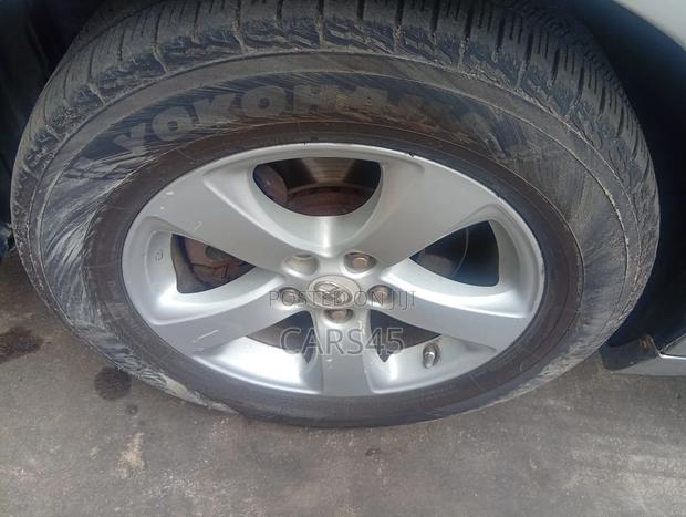 Toyota Sienna 2012 Silver