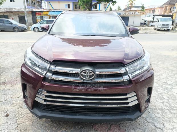 Toyota Highlander 2017 Red
