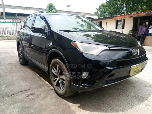 Toyota RAV4 2018 Black