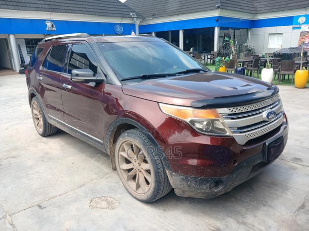 Ford Explorer XLT 4dr 4x4 (3.5L 6cyl 6A) 2012 Brown