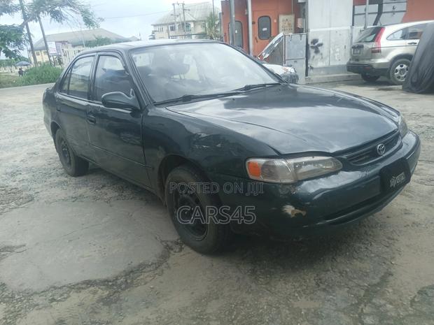 Toyota Corolla Sedan 1999 Green