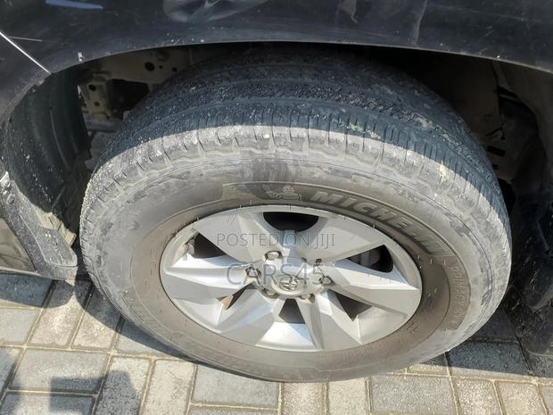 Toyota Land Cruiser Prado 2019 Black
