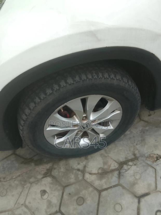 Honda CR-V 2012 White