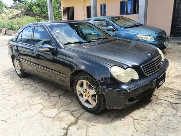 Mercedes-Benz C200 2001 Blue