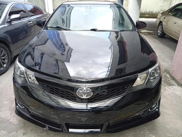 Toyota Camry 2014 Black