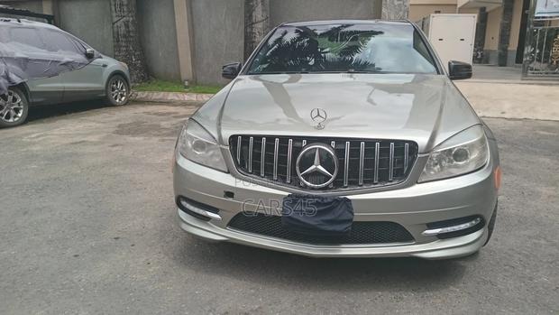 Mercedes-Benz C300 2007 Gray