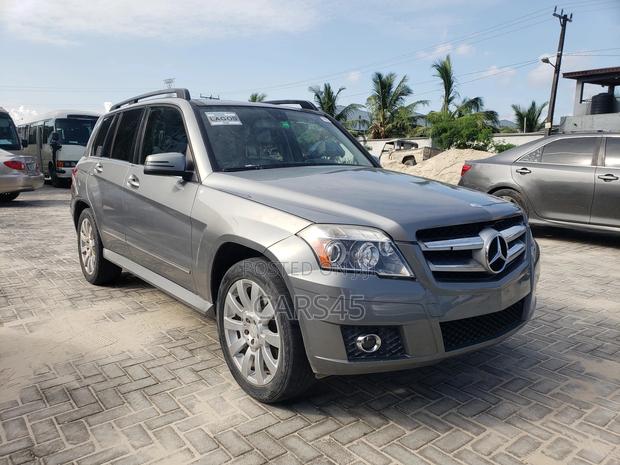Mercedes-Benz GLK-Class 2010 Gray