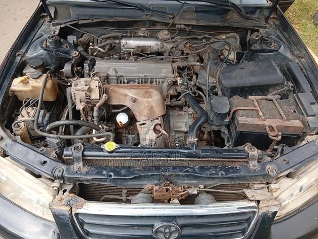 Toyota Camry 2001 Black