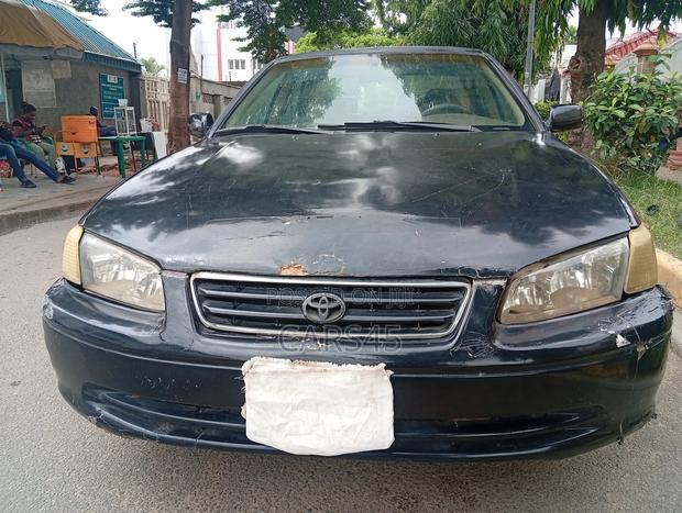 Toyota Camry 2001 Black