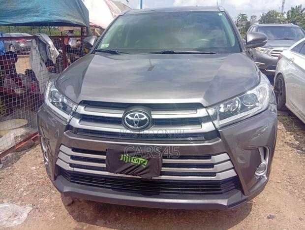 Toyota Highlander 2016 Gray
