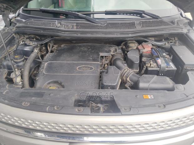 Ford Explorer 2011 Black