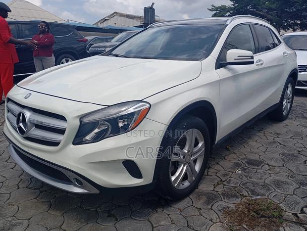 Mercedes-Benz GLA 250 2016 White