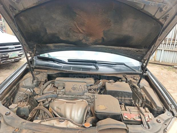 Toyota Camry 2012 Gray