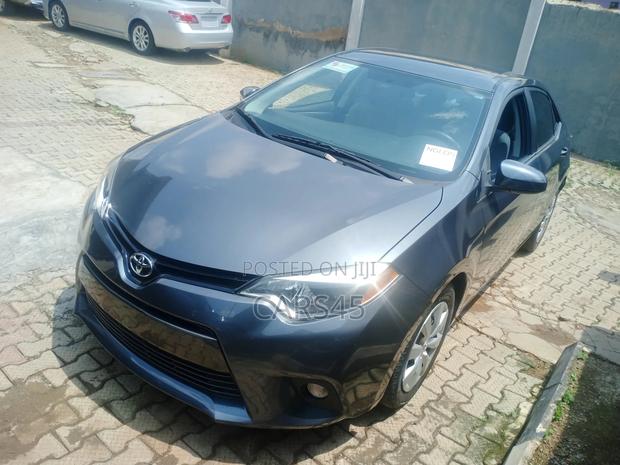 Toyota Corolla 2015 Gray