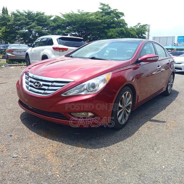 Hyundai Sonata 2013 Red