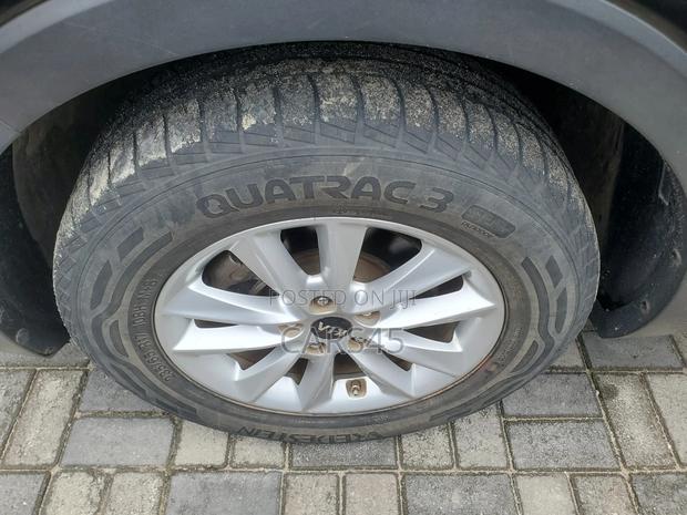 Kia Sorento 2019 Black