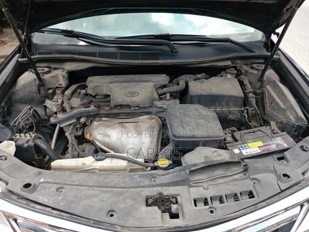 Toyota Camry LE 4dr Sedan (2.5L 4cyl 6A) 2012 Gray