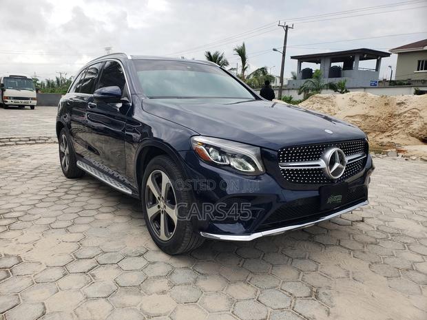 Mercedes-Benz GLC-Class 2016 Blue