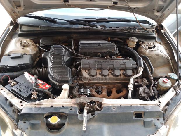 Honda Civic 2005 Silver