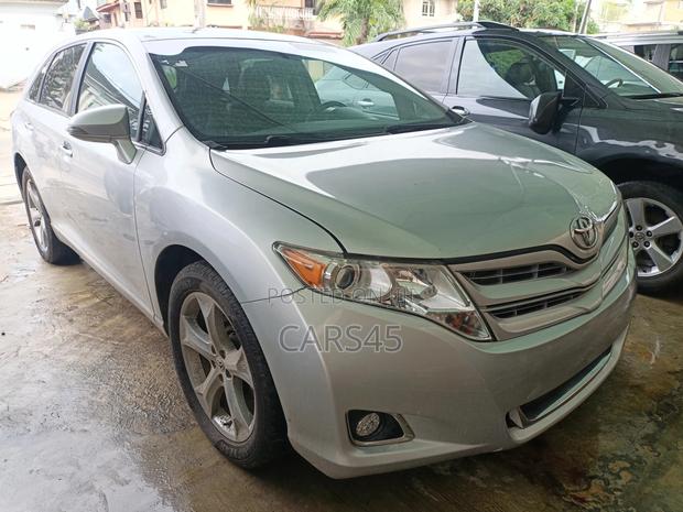 Toyota Venza 2014 Silver
