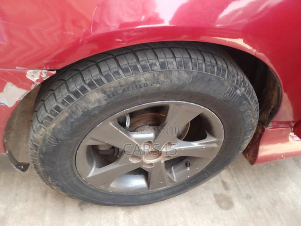 Toyota Corolla 2004 Red