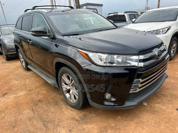 Toyota Highlander 2015 Black