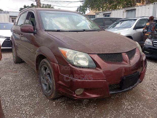 Pontiac Vibe 2004 Red