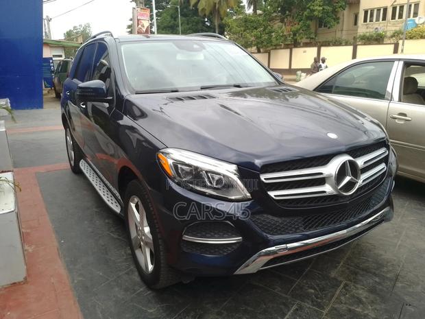 Mercedes-Benz GLE-Class 2016 Blue